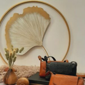 کیف چرم مخصوص پیاده روی